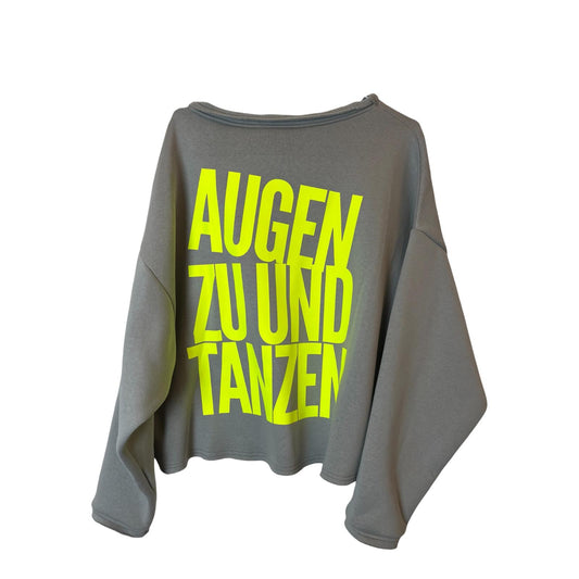 Cropped Sweater AUGEN ZU UND TANZEN